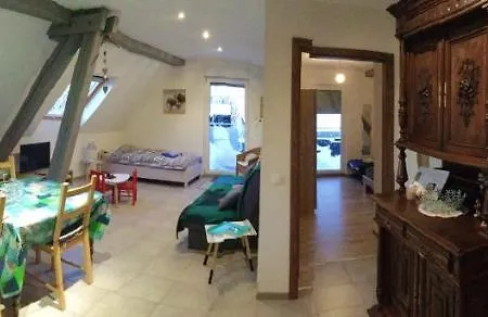 A + 60 M² + Terrasse Et Jardin *