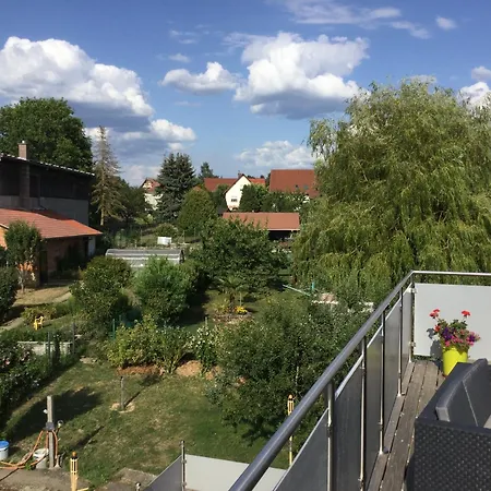 A + 60 M² + Terrasse Et Jardin *