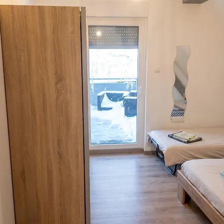 公寓 A + 60 M² + Terrasse Et Jardin